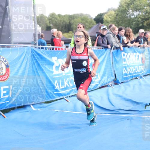 25.08.2024 - Elbe Triathlon Hamburg H.Heesch http://msf.ph/oto/6883204 25.08.2024 12:58:19 Ziel 1793, 1814, 1825, 1829 meine-sportfotos.de