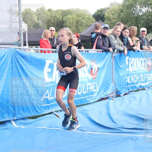 25.08.2024 - Elbe Triathlon Hamburg H.Heesch http://msf.ph/oto/6883252 25.08.2024 12:58:30 Ziel 1784, 1814 meine-sportfotos.de