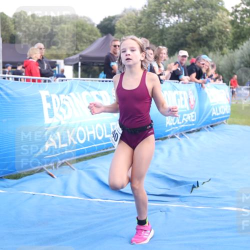 25.08.2024 - Elbe Triathlon Hamburg H.Heesch http://msf.ph/oto/6883278 25.08.2024 12:58:45 Ziel 1840 meine-sportfotos.de