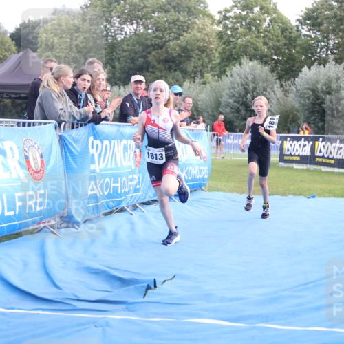 25.08.2024 - Elbe Triathlon Hamburg H.Heesch http://msf.ph/oto/6883289 25.08.2024 12:58:59 Ziel 1813, 1819 meine-sportfotos.de