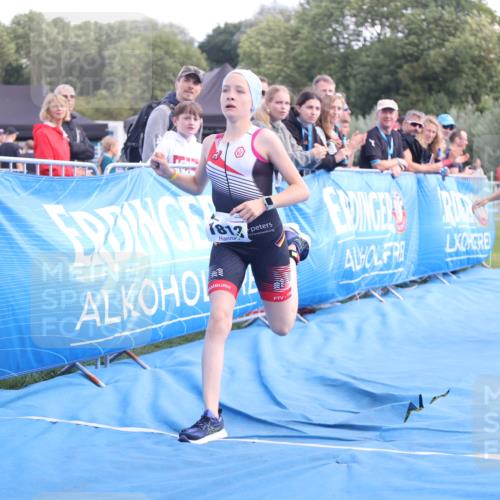 25.08.2024 - Elbe Triathlon Hamburg H.Heesch http://msf.ph/oto/6883297 25.08.2024 12:59:00 Ziel 1813, 1819 meine-sportfotos.de