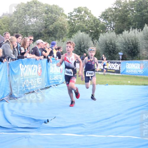 25.08.2024 - Elbe Triathlon Hamburg H.Heesch http://msf.ph/oto/6883450 25.08.2024 13:00:07 Ziel 1790, 1855 meine-sportfotos.de