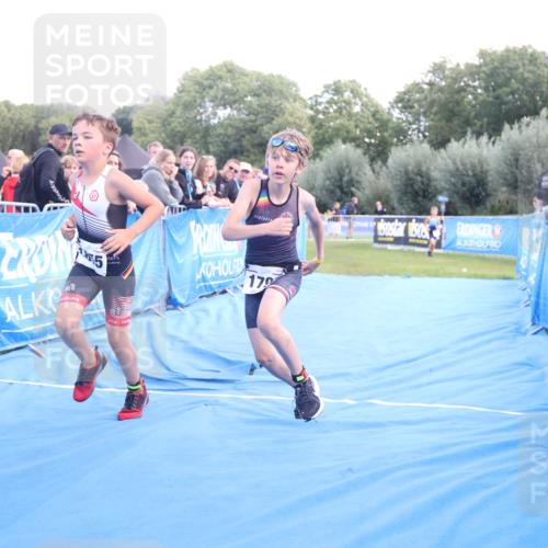 25.08.2024 - Elbe Triathlon Hamburg H.Heesch http://msf.ph/oto/6883464 25.08.2024 13:00:08 Ziel 1790, 1855 meine-sportfotos.de