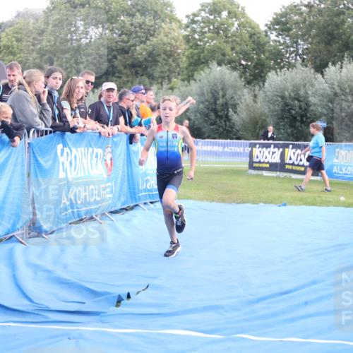 25.08.2024 - Elbe Triathlon Hamburg H.Heesch http://msf.ph/oto/6883473 25.08.2024 13:00:18 Ziel 1785 meine-sportfotos.de