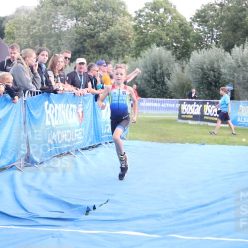 25.08.2024 - Elbe Triathlon Hamburg H.Heesch http://msf.ph/oto/6883474 25.08.2024 13:00:18 Ziel 1785 meine-sportfotos.de