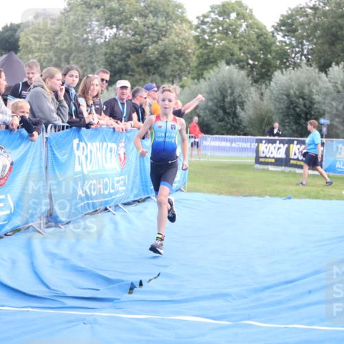 25.08.2024 - Elbe Triathlon Hamburg H.Heesch http://msf.ph/oto/6883476 25.08.2024 13:00:18 Ziel 1785 meine-sportfotos.de