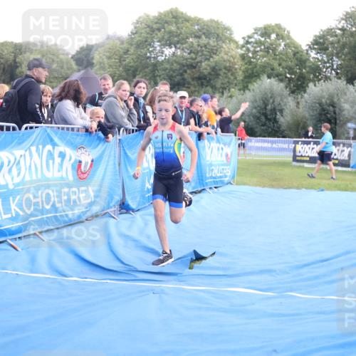 25.08.2024 - Elbe Triathlon Hamburg H.Heesch http://msf.ph/oto/6883485 25.08.2024 13:00:19 Ziel 1785 meine-sportfotos.de
