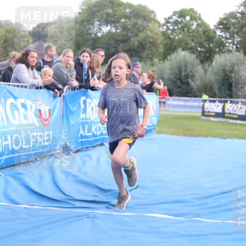 25.08.2024 - Elbe Triathlon Hamburg H.Heesch http://msf.ph/oto/6883560 25.08.2024 13:00:54 Ziel 1822 meine-sportfotos.de