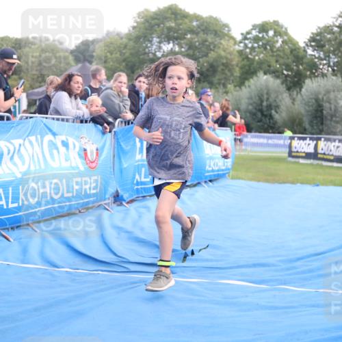 25.08.2024 - Elbe Triathlon Hamburg H.Heesch http://msf.ph/oto/6883563 25.08.2024 13:00:55 Ziel 1822 meine-sportfotos.de