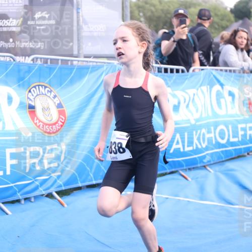 25.08.2024 - Elbe Triathlon Hamburg H.Heesch http://msf.ph/oto/6883597 25.08.2024 13:01:10 Ziel 1799, 1827, 1838, 1839 meine-sportfotos.de