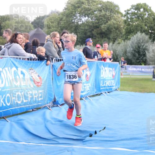25.08.2024 - Elbe Triathlon Hamburg H.Heesch http://msf.ph/oto/6883643 25.08.2024 13:01:29 Ziel 1836 meine-sportfotos.de