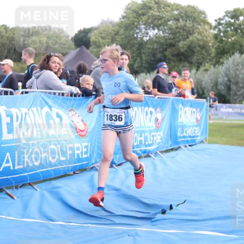 25.08.2024 - Elbe Triathlon Hamburg H.Heesch http://msf.ph/oto/6883646 25.08.2024 13:01:29 Ziel 1836 meine-sportfotos.de
