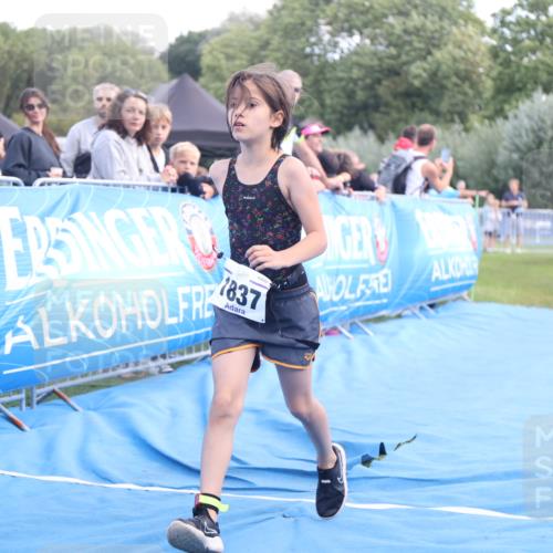 25.08.2024 - Elbe Triathlon Hamburg H.Heesch http://msf.ph/oto/6883765 25.08.2024 13:03:12 Ziel 1824, 1832, 1837, 1842 meine-sportfotos.de