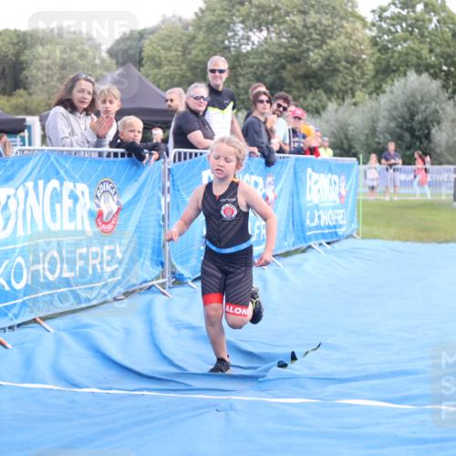 25.08.2024 - Elbe Triathlon Hamburg H.Heesch http://msf.ph/oto/6883822 25.08.2024 13:03:52 Ziel 1844 meine-sportfotos.de