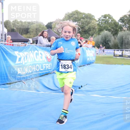 25.08.2024 - Elbe Triathlon Hamburg H.Heesch http://msf.ph/oto/6883865 25.08.2024 13:04:27 Ziel 1834 meine-sportfotos.de