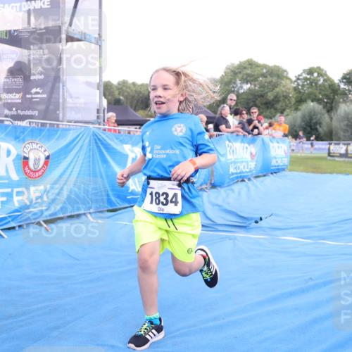 25.08.2024 - Elbe Triathlon Hamburg H.Heesch http://msf.ph/oto/6883873 25.08.2024 13:04:27 Ziel 1834 meine-sportfotos.de