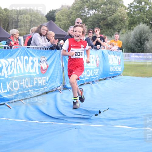 25.08.2024 - Elbe Triathlon Hamburg H.Heesch http://msf.ph/oto/6883897 25.08.2024 13:04:44 Ziel 1831 meine-sportfotos.de