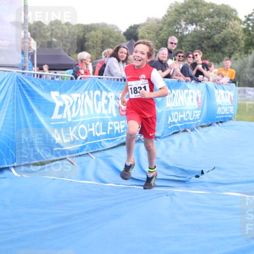 25.08.2024 - Elbe Triathlon Hamburg H.Heesch http://msf.ph/oto/6883903 25.08.2024 13:04:44 Ziel 1831 meine-sportfotos.de