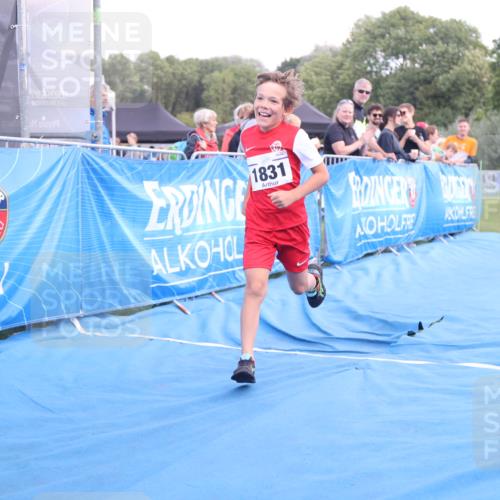 25.08.2024 - Elbe Triathlon Hamburg H.Heesch http://msf.ph/oto/6883906 25.08.2024 13:04:44 Ziel 1831 meine-sportfotos.de