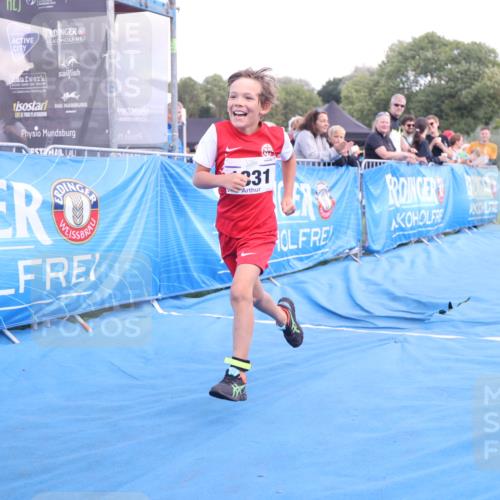 25.08.2024 - Elbe Triathlon Hamburg H.Heesch http://msf.ph/oto/6883913 25.08.2024 13:04:45 Ziel 1831 meine-sportfotos.de