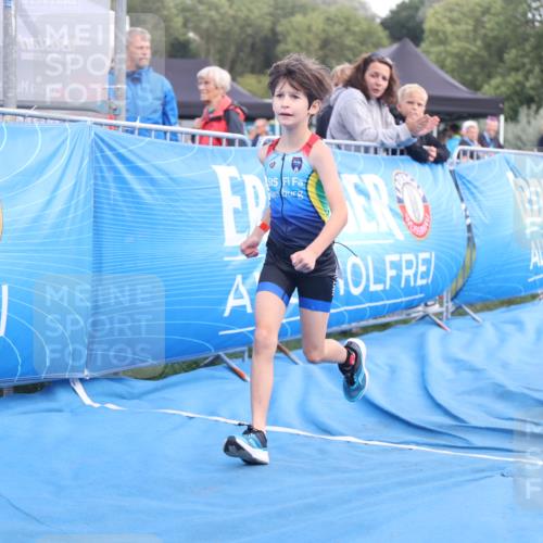 25.08.2024 - Elbe Triathlon Hamburg H.Heesch http://msf.ph/oto/6883925 25.08.2024 13:05:12 Ziel 1841 meine-sportfotos.de
