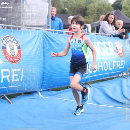 25.08.2024 - Elbe Triathlon Hamburg H.Heesch http://msf.ph/oto/6883928 25.08.2024 13:05:12 Ziel 1841 meine-sportfotos.de
