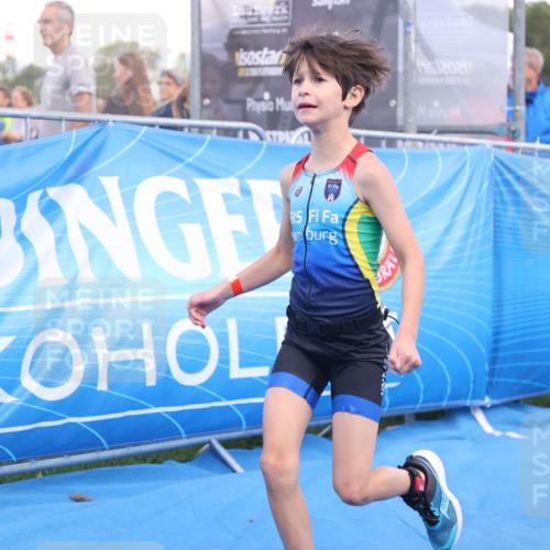 25.08.2024 - Elbe Triathlon Hamburg H.Heesch http://msf.ph/oto/6883939 25.08.2024 13:05:12 Ziel 1841 meine-sportfotos.de