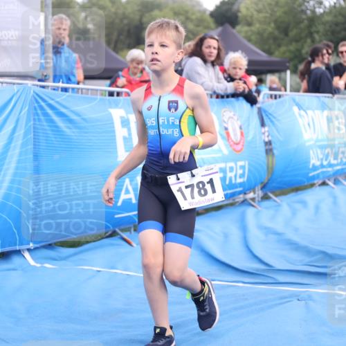 25.08.2024 - Elbe Triathlon Hamburg H.Heesch http://msf.ph/oto/6883964 25.08.2024 13:05:25 Ziel 1781 meine-sportfotos.de