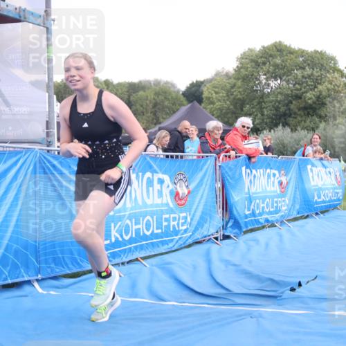 25.08.2024 - Elbe Triathlon Hamburg H.Heesch http://msf.ph/oto/6883979 25.08.2024 13:07:08 Ziel 1739 meine-sportfotos.de
