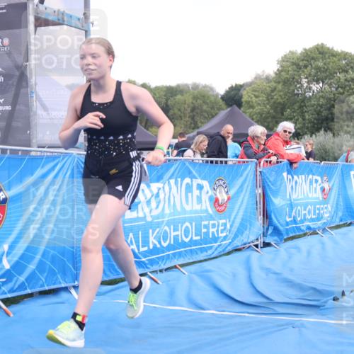 25.08.2024 - Elbe Triathlon Hamburg H.Heesch http://msf.ph/oto/6883981 25.08.2024 13:07:08 Ziel 1739 meine-sportfotos.de