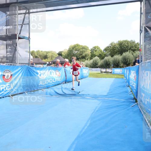 25.08.2024 - Elbe Triathlon Hamburg H.Heesch http://msf.ph/oto/6883988 25.08.2024 13:08:12 Ziel 1801 meine-sportfotos.de