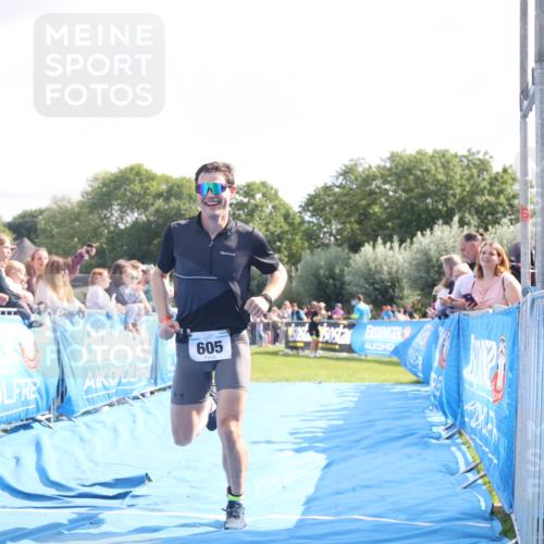 25.08.2024 - Elbe Triathlon Hamburg H.Heesch http://msf.ph/oto/6884018 25.08.2024 11:20:38 Ziel 351, 605 meine-sportfotos.de