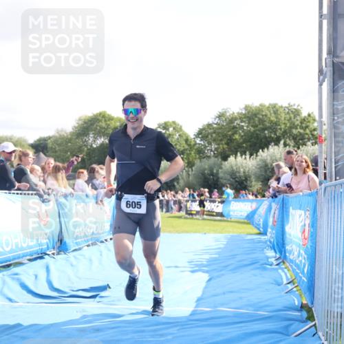 25.08.2024 - Elbe Triathlon Hamburg H.Heesch http://msf.ph/oto/6884019 25.08.2024 11:20:38 Ziel 351, 605 meine-sportfotos.de