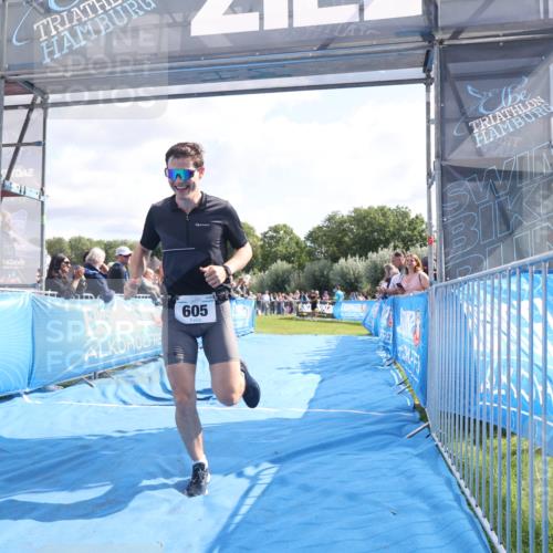 25.08.2024 - Elbe Triathlon Hamburg H.Heesch http://msf.ph/oto/6884024 25.08.2024 11:20:39 Ziel 351, 605 meine-sportfotos.de