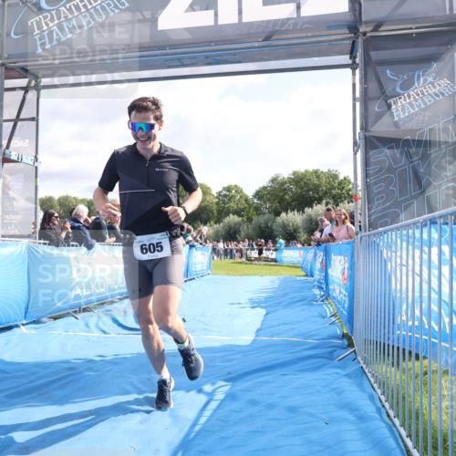 25.08.2024 - Elbe Triathlon Hamburg H.Heesch http://msf.ph/oto/6884025 25.08.2024 11:20:39 Ziel 351, 605 meine-sportfotos.de