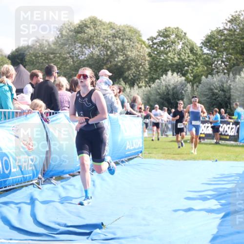 25.08.2024 - Elbe Triathlon Hamburg H.Heesch http://msf.ph/oto/6884069 25.08.2024 11:27:32 Ziel 314, 553, 561, 625, 657, 702 meine-sportfotos.de