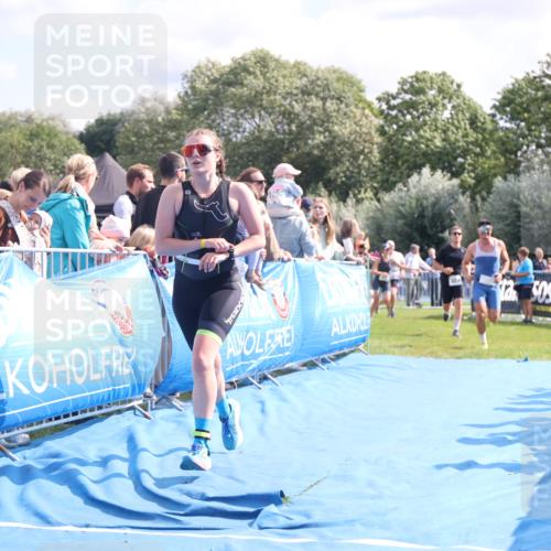 25.08.2024 - Elbe Triathlon Hamburg H.Heesch http://msf.ph/oto/6884077 25.08.2024 11:27:32 Ziel 314, 553, 561, 625, 657, 702 meine-sportfotos.de