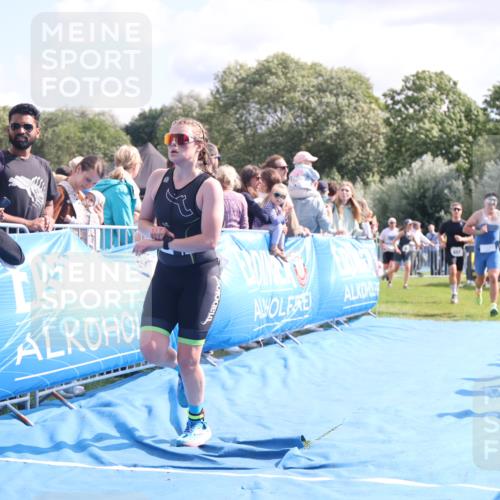 25.08.2024 - Elbe Triathlon Hamburg H.Heesch http://msf.ph/oto/6884086 25.08.2024 11:27:32 Ziel 314, 553, 561, 625, 657, 702 meine-sportfotos.de