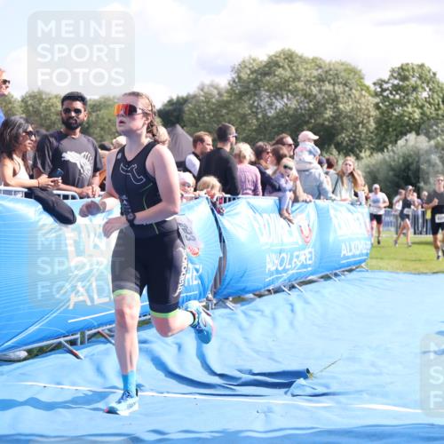 25.08.2024 - Elbe Triathlon Hamburg H.Heesch http://msf.ph/oto/6884096 25.08.2024 11:27:33 Ziel 314, 553, 561, 625, 657, 702 meine-sportfotos.de