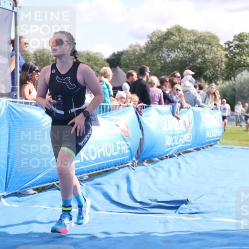 25.08.2024 - Elbe Triathlon Hamburg H.Heesch http://msf.ph/oto/6884104 25.08.2024 11:27:33 Ziel 314, 553, 561, 625, 657, 702 meine-sportfotos.de