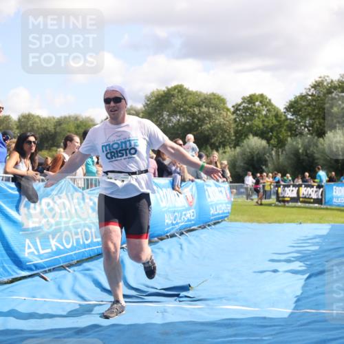 25.08.2024 - Elbe Triathlon Hamburg H.Heesch http://msf.ph/oto/6884182 25.08.2024 11:27:40 Ziel 314, 553, 657, 702 meine-sportfotos.de
