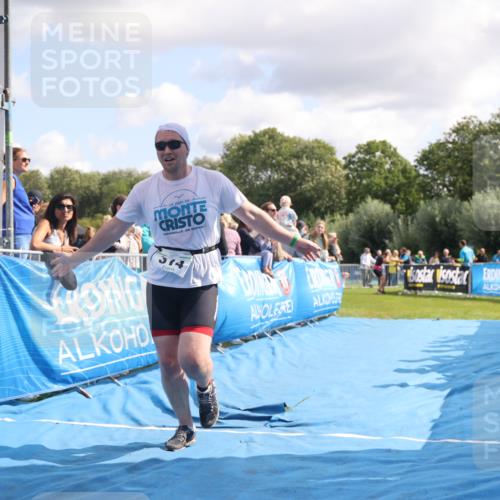 25.08.2024 - Elbe Triathlon Hamburg H.Heesch http://msf.ph/oto/6884184 25.08.2024 11:27:40 Ziel 314, 553, 657, 702 meine-sportfotos.de