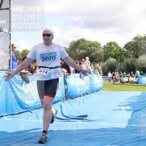 25.08.2024 - Elbe Triathlon Hamburg H.Heesch http://msf.ph/oto/6884192 25.08.2024 11:27:41 Ziel 314, 657, 702 meine-sportfotos.de