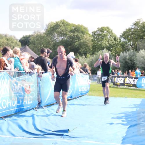 25.08.2024 - Elbe Triathlon Hamburg H.Heesch http://msf.ph/oto/6884199 25.08.2024 11:28:09 Ziel 393, 447, 633, 701 meine-sportfotos.de