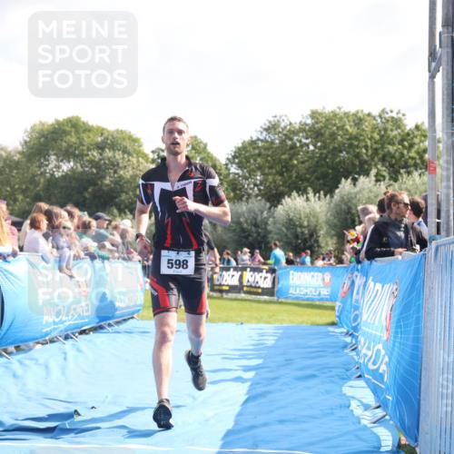 25.08.2024 - Elbe Triathlon Hamburg H.Heesch http://msf.ph/oto/6884205 25.08.2024 11:21:11 Ziel 381, 571, 598, 620, 710, 764 meine-sportfotos.de