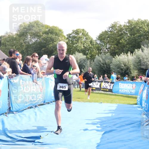 25.08.2024 - Elbe Triathlon Hamburg H.Heesch http://msf.ph/oto/6884213 25.08.2024 11:28:10 Ziel 393, 447, 633, 701 meine-sportfotos.de