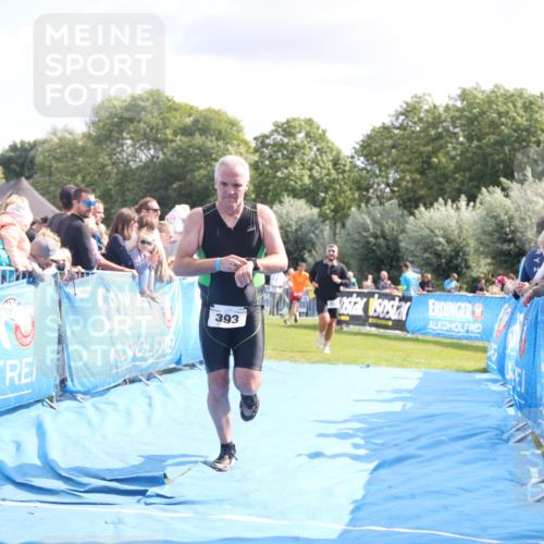 25.08.2024 - Elbe Triathlon Hamburg H.Heesch http://msf.ph/oto/6884217 25.08.2024 11:28:10 Ziel 393, 447, 633, 701 meine-sportfotos.de