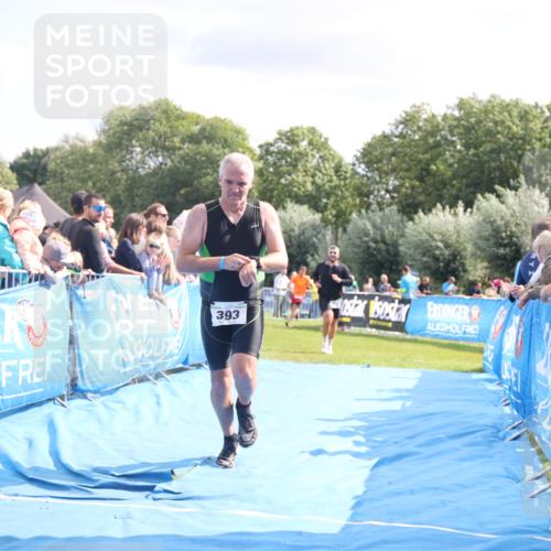 25.08.2024 - Elbe Triathlon Hamburg H.Heesch http://msf.ph/oto/6884219 25.08.2024 11:28:10 Ziel 393, 447, 633, 701 meine-sportfotos.de