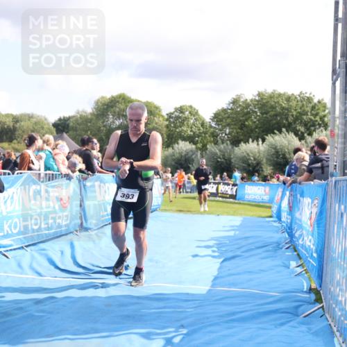25.08.2024 - Elbe Triathlon Hamburg H.Heesch http://msf.ph/oto/6884231 25.08.2024 11:28:10 Ziel 393, 447, 633, 701 meine-sportfotos.de