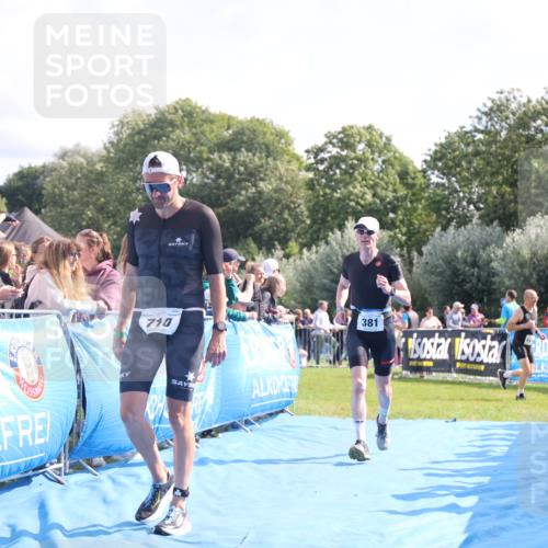 25.08.2024 - Elbe Triathlon Hamburg H.Heesch http://msf.ph/oto/6884244 25.08.2024 11:21:14 Ziel 340, 371, 381, 571, 598, 710, 764 meine-sportfotos.de